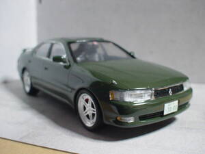 1/24　クレスタ2.5ツアラーS（JZX90系）　（完成品）