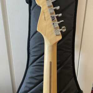 【新品同様】フェンダー Fender American Professional Stratocaster HSS Shawbucker Olympic White Maple の画像6