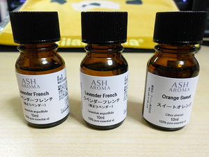  aroma oil genuine regular lavender x2 sweet orange x1 total 3ps.@ unused night Blend 