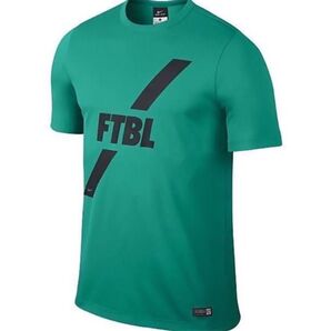 NIKE ナイキ トレーニングシャツ