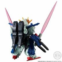 激レア【プレミアムバンダイ限定】 FW ガンダム コンバージCORE FA-010S フルアーマーZZガンダム 輸送箱未開封新品 機動戦士ZZガンダム_画像4