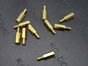 六角 スタンドオフ M3 x 9mm 本体長さ L= 9mm ねじサイズE = M3 x 6MM 六角雄ねじ 雌ねじスペーサーM3X9