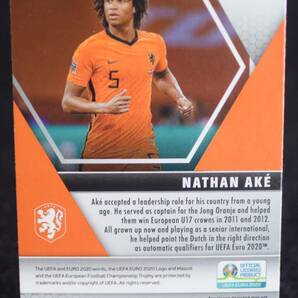 2020-21 Panini Mosaic Prizm Silver Nathan Ake FIFA サッカー カード Netherlands Manchester Cityの画像2