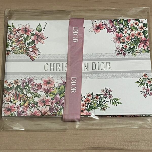 新品　Dior ショッパー　ギフト　ディオール　ノベルティー