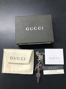 HB148 　 GUCCI グッチ SV925 クロス　総重量16.5ｇ（チェーン込みで計測） ネックレス アクセサリー メンズ レディース シルバー系 