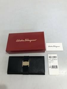 HB149　Salvatore Ferragamo フェラガモ ヴァラ 二つ折り 財布 ウォレット BLACK