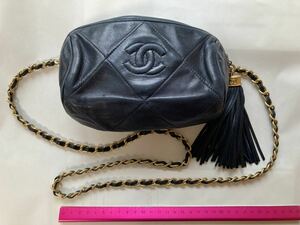 CHANEL シャネル ショルダーバッグ ポシェット　ポーチ　チェーン