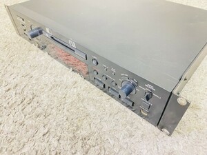 TASCAM MD-301 MKII / タスカム MDプレイヤー MKⅡ【ジャンク品】♪BO