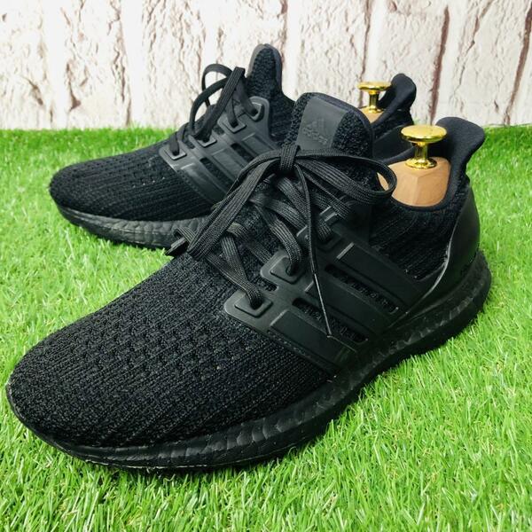 【極美品】adidas ULTRA BOOST Core Black 22