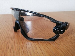 【中古品】OAKLEY JAWBREAKER オークリー ジョウブレイカー カーボン柄 / PHOTOCHROMIC(調光) レンズ + PRIZM TRAIL レンズ