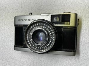 OLYMPUS TRIP 35