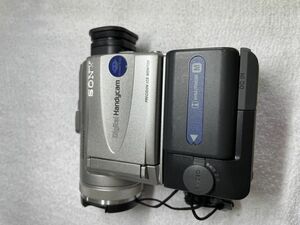 SONY DCR-PC100