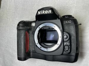 Nikon D100