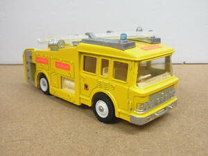 Dinky ☆ 263 Airport Fire Rescue Tender ディンキー 空港消防車