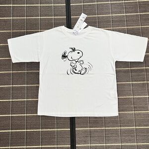 新品タグ付き未着用　グローバルワーク　(株)アダストリア　スヌーピー コラボ　Tシャツ　L サイズ(タグあり)