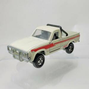 トミカ 日本製 No. 61 S=1/62 トヨタ ハイラックス 4WD