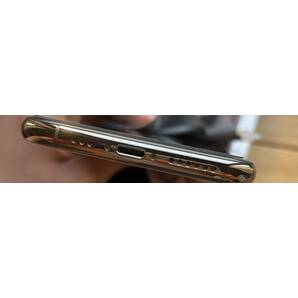 美品 Apple iPhone XS A2098 (MTAX2J/A) 64GB ゴールド SIMフリー の画像7