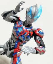 完成品■ウルトラマン ブレーザー フィギュアライズ スタンダード【組立て済み】ジャンク Figure-rise Standard バンダイ_画像8