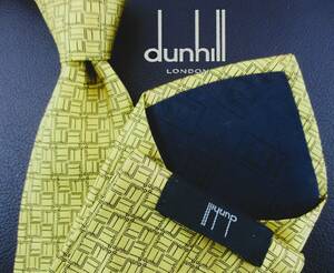 【良品】dunhill/ダンヒルネクタイ　英国製　マスタードゴールド系／ブランドネーム「dunhill」総柄２本以上ご購入で送料無料 S237