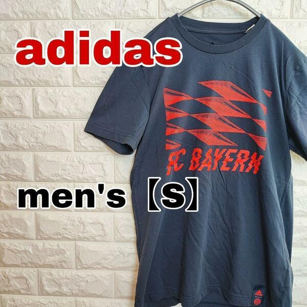 A440【adidas】半袖プリントTシャツ FCバイエルン【メンズS】ネイビー