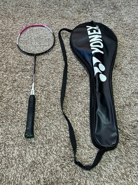 ガット張り替え済み　YONEX バトミントンラケット　ボルトリックパワーソアー　VTPWSH-704