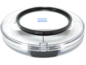 【 美品 】SONY ZEISS T* UV Filter 67mm 高性能 紫外線カット 保護 フィルター 安心のケース付 [管SO2562]