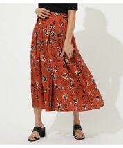 AZUL BY MOUSSY アズール FLOWER TUCK LONG SKIRT/フラワータックロングス カート　花柄　リゾート　オレンジ_画像2