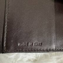 1円〜【良品】PRADA プラダ 二つ折り財布　パイソン革_画像9