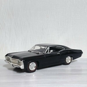 Jada 1/24 シボレー インパラ 1967 Chevrolet Impala SS ダイキャスト ミニカー 完成品 旧車 クラシック アメ車 アメリカン 雑貨