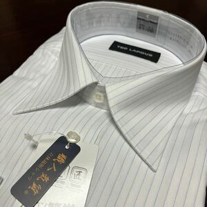 TED　LAPIDUS☆白地×ブルーストライプ　形態安定ワイシャツ　L(41-82)　レギュラーカラー　立体裁断