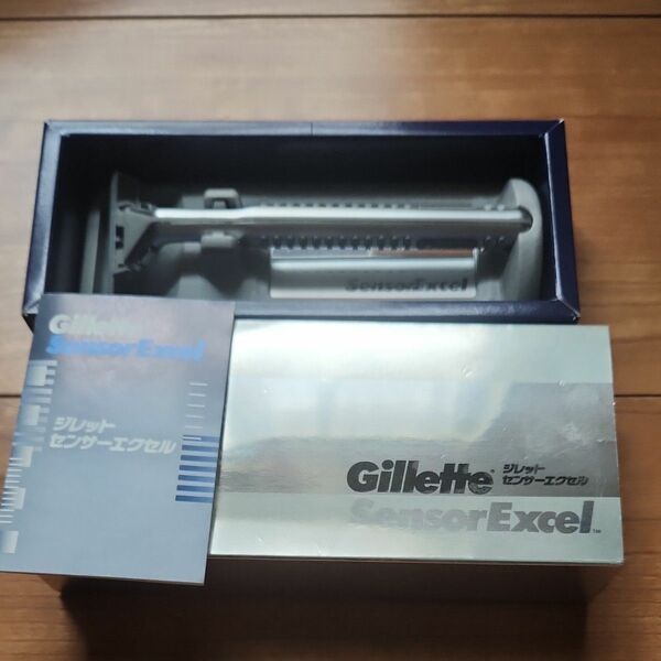 10%OFF Gillette SensorExcel 　本体と替刃２枚