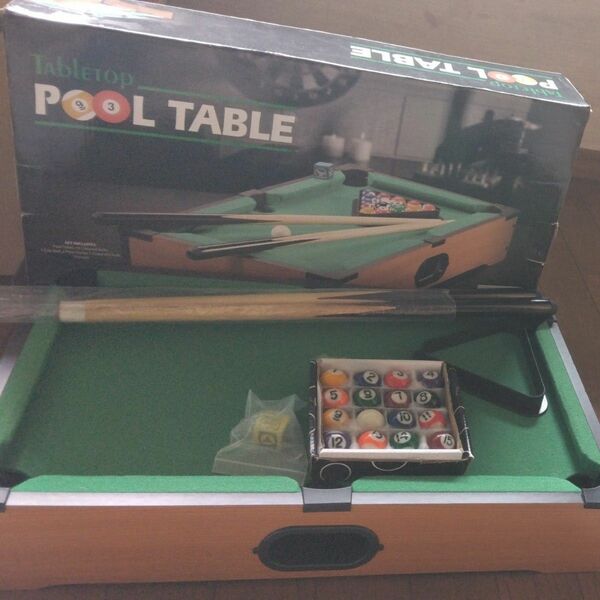 ビリヤード　おもちゃ　pooltable