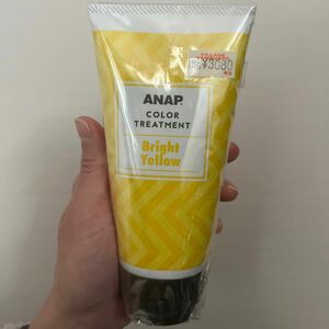 カラートリートメント　イエロー　ANAP