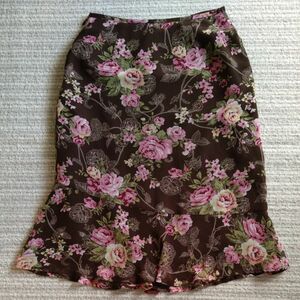 Rutia スカート　 花柄　丈約６２cm　M