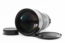 完動美品 Canon Lens New FD 200mm F2.8 MF 大口径 単焦点 望遠 レンズ / キヤノン NFD Mount フード組込式 軽量 ボケ味抜群 #8009_画像1