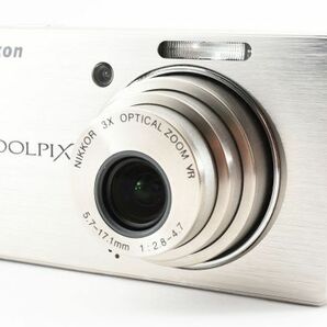 美品 Nikon Coolpix S500 Silver Compact Digital Camera シルバー コンパクトデジタルカメラ / ニコン クールピクス 各部動作確認済 #8025の画像2