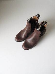 美品 Blundstone / ブランドストーン サイドゴアブーツ 5cmヒール Antique Brown 5-24.5 / レディース レザー