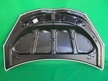 992179-1　TOYOTA　アクア　NHP10　ボンネット　前期／中期　参考品番：53301-52330【社外新品】_画像3