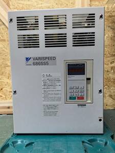 [KA1445] YASKAWA 安川電機 VARISPEED 686SS5 CIMR-SSA4018 40180A 400V 18.5KW インバータ JVOP-132 DIGITAL OPERATOR 現状渡し