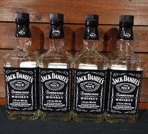 ボトル/空き瓶【JACK DANIEL’S/ジャックダニエル】4本セット(1.75リットル)/ディスプレイ/インテリア/酒瓶/ガラス瓶/BAR_画像3