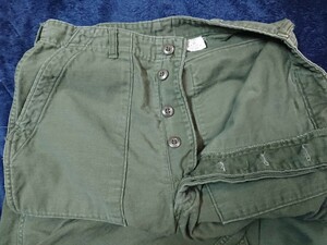 77年 米陸軍 U.S.ARMYミリタリー ユーティリティパンツ ベイカーパンツ TROUSERS,UTILITY,COTTON SATEEN OG-107 ヴィンテージ ユーズド