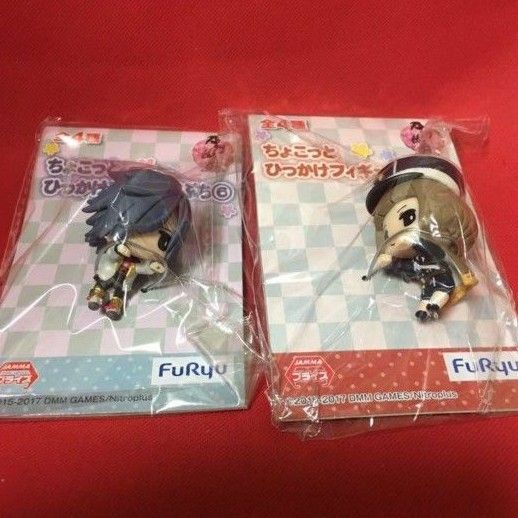 新品　送料込　刀剣乱舞 大典太　前田　ひっかけフィギュア　ぷち　セット