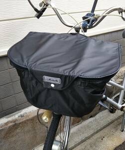 自転車用品　前カゴ用カバー　２段式ファスナーバスケットカバー 　撥水加工済　【ブラック（黒色）】　MARUTO 　