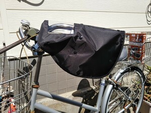 自転車用品　ハンドルカバー　オールシーズン　ボア取外し可　面ファスナーベルトで取付簡単(^^♪防水・はっ水加工【ブラック(全黒色)】