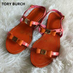 【送料無料】TORY BURCH トリーバーチ リボン りぼん サンダル フラット ストラップ オレンジ ピンク ゴールド 23.5ｃｍ ロゴ金具 