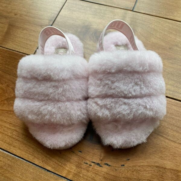 UGG ファーサンダル もこもこ アグ ピンク 14.5センチ スリッパ サンダル キッズ ファー