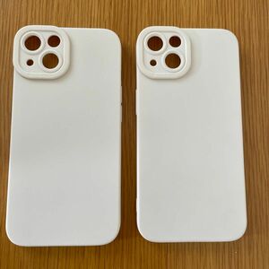 iPhone 13用 のシリコンケース 