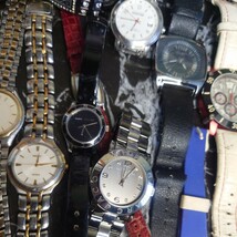1円スタート 売り切り ブランド腕時計、ノーブランド腕時計各種ジャンクセット SEIKO DOLCE マークバイマークジェイコブス TIMEX ②_画像10