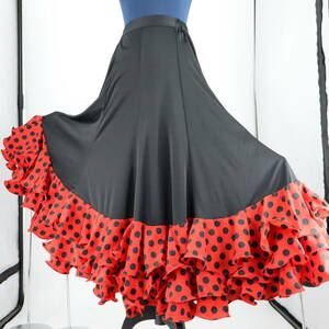 『送料無料』【美品 フラメンコ衣装】ブラック×鮮やかレッド×水玉 ファルダ 大きく広がる裾 スカート Flamenco タンゴ
