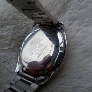 美品 希少なワインレッド文字盤 ORIENTオリエント クロノグラフ腕時計 Neo70s ネオセブンティーズ フォーカス カットガラスの画像9